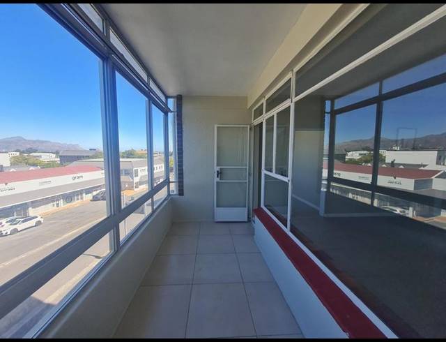 3 BEDROOM PROPERTY TO RENT IN SOMERSET WEST CENTRAL